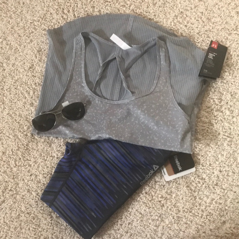 NWT Under Armour XS workout tank